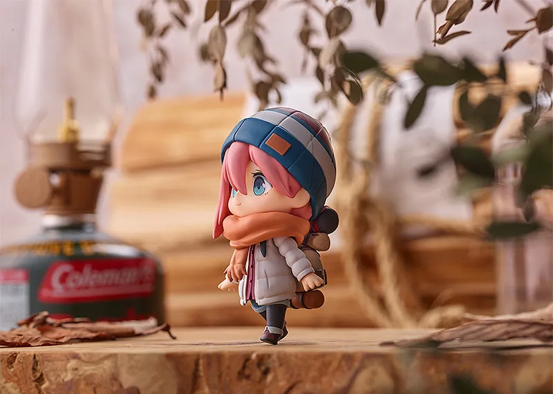 Deluxe Nendoroid Nadeshiko Kagamihara: Solo Camping Version (DX Edition)